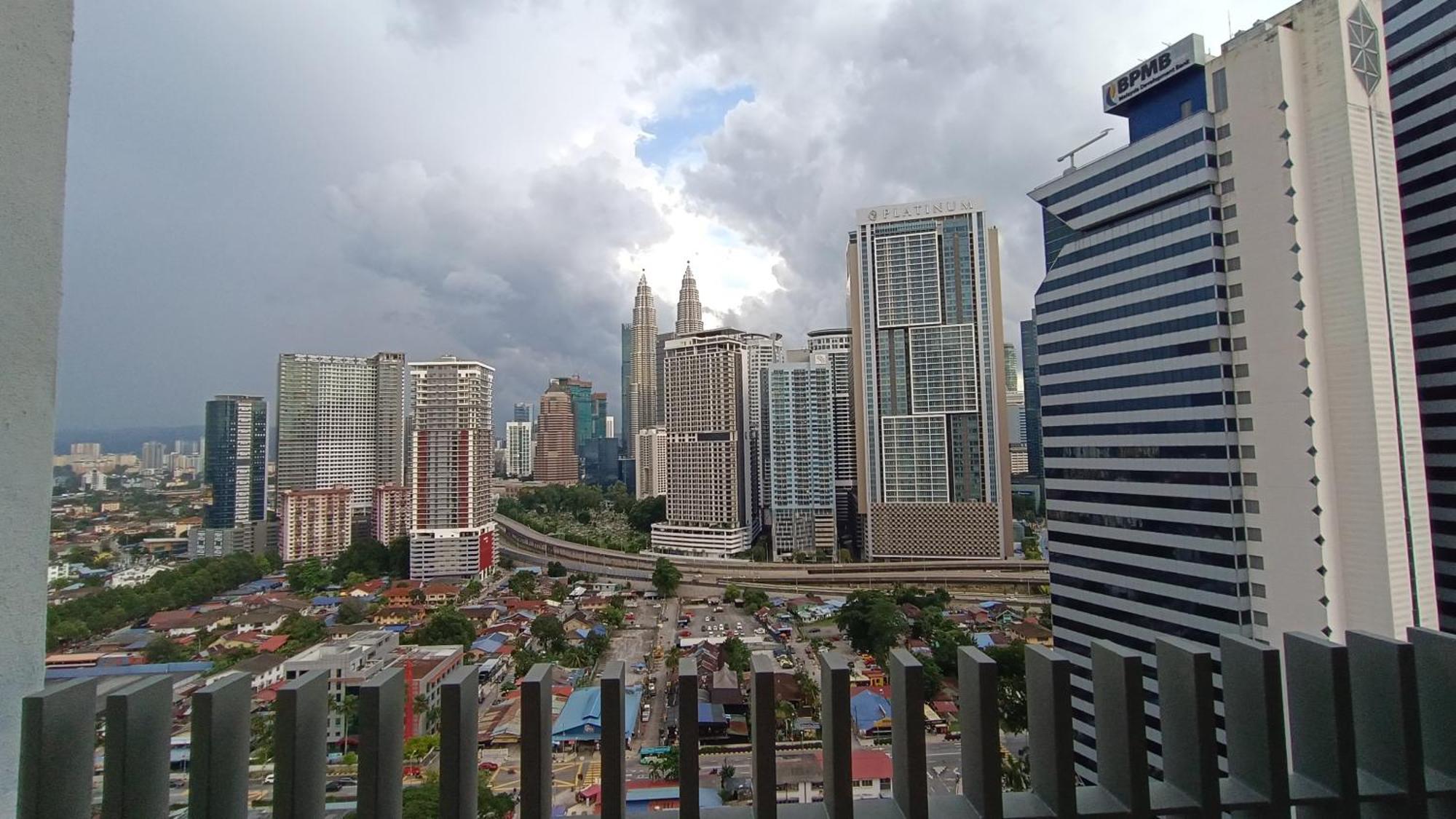 吉隆坡C14B Modern Infinity Pool Klcc Balcony View公寓 外观 照片